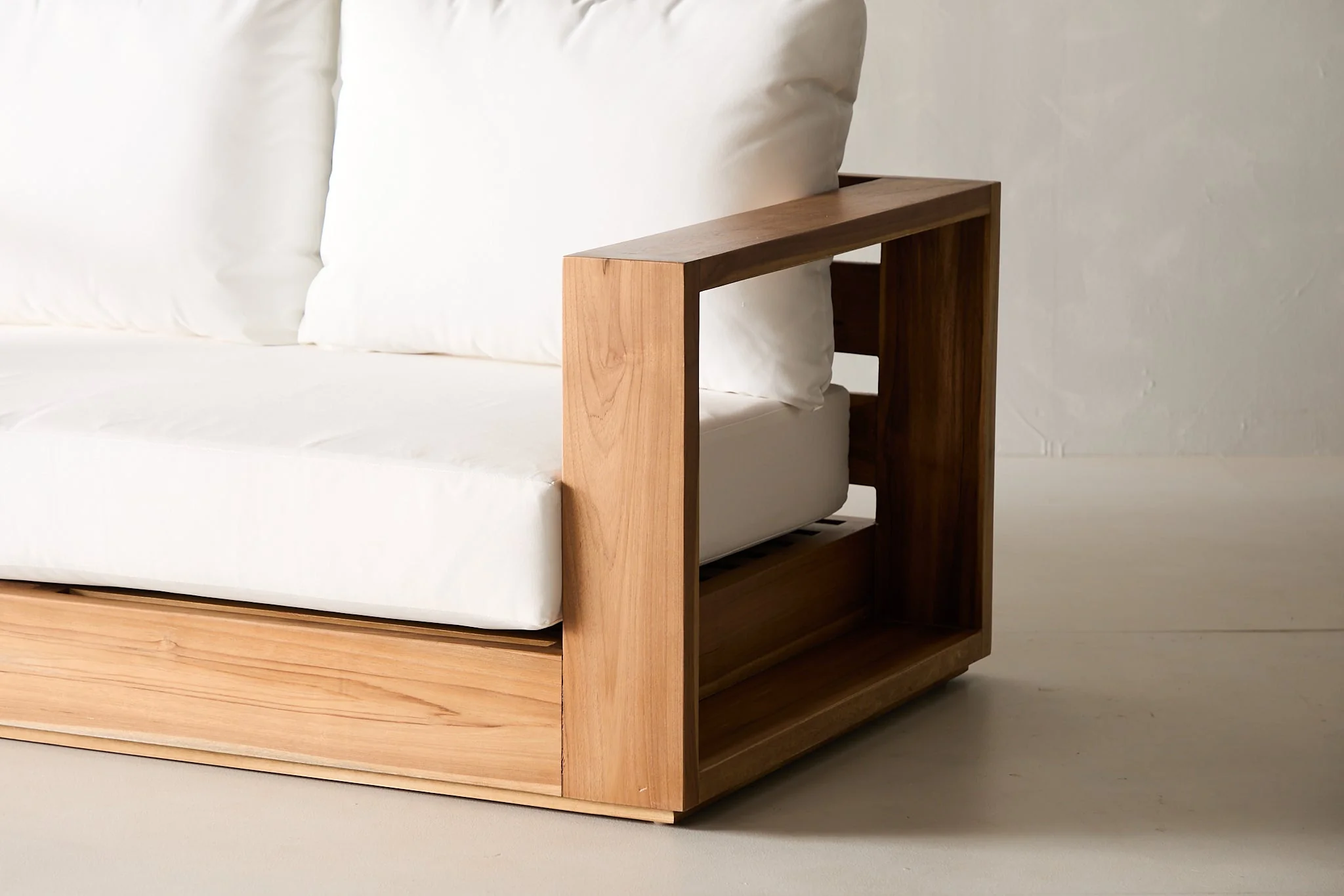 Del Mar Outdoor Loveseat - Image 4