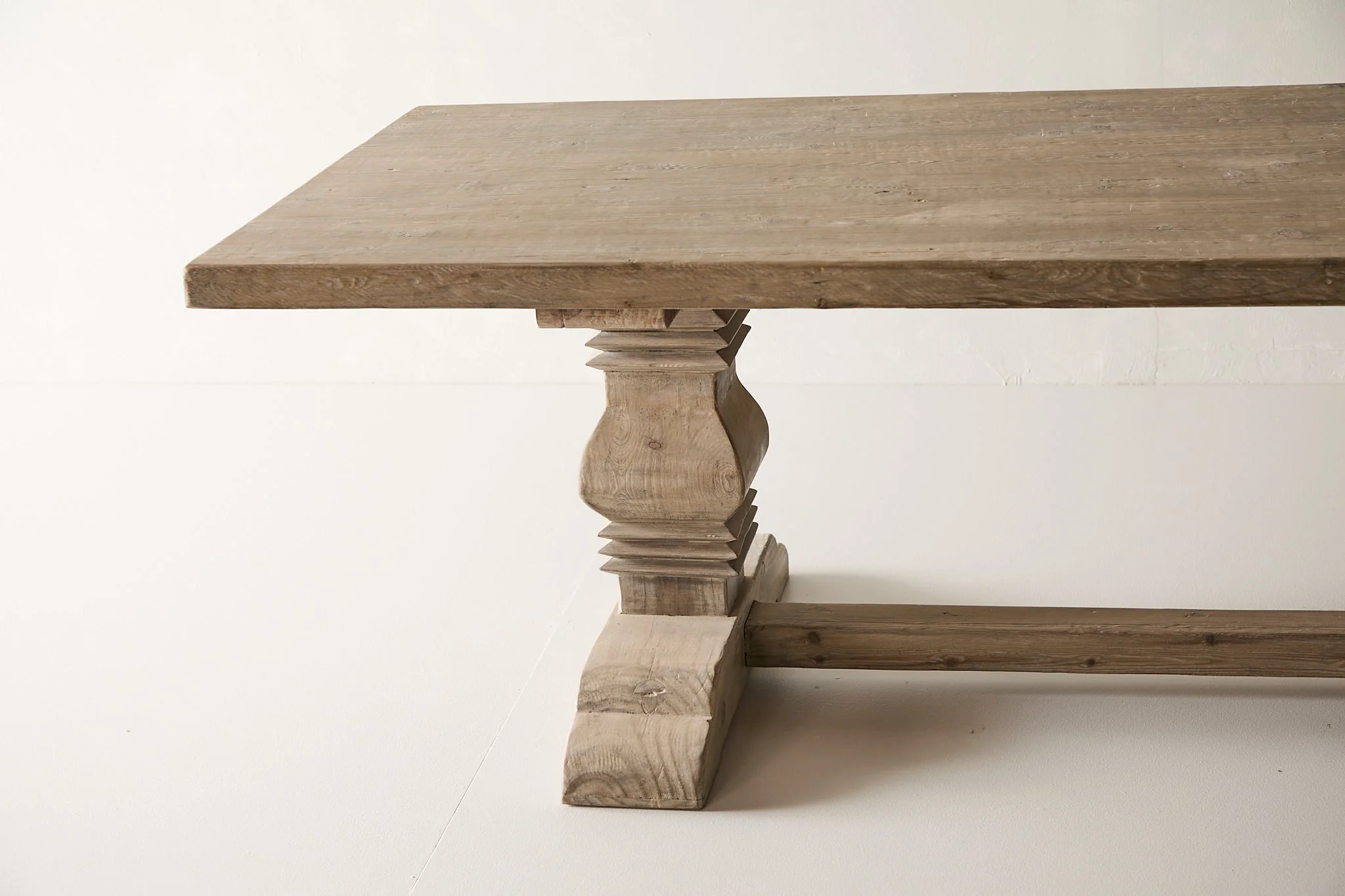 Ophelia Dining Table - Image 4