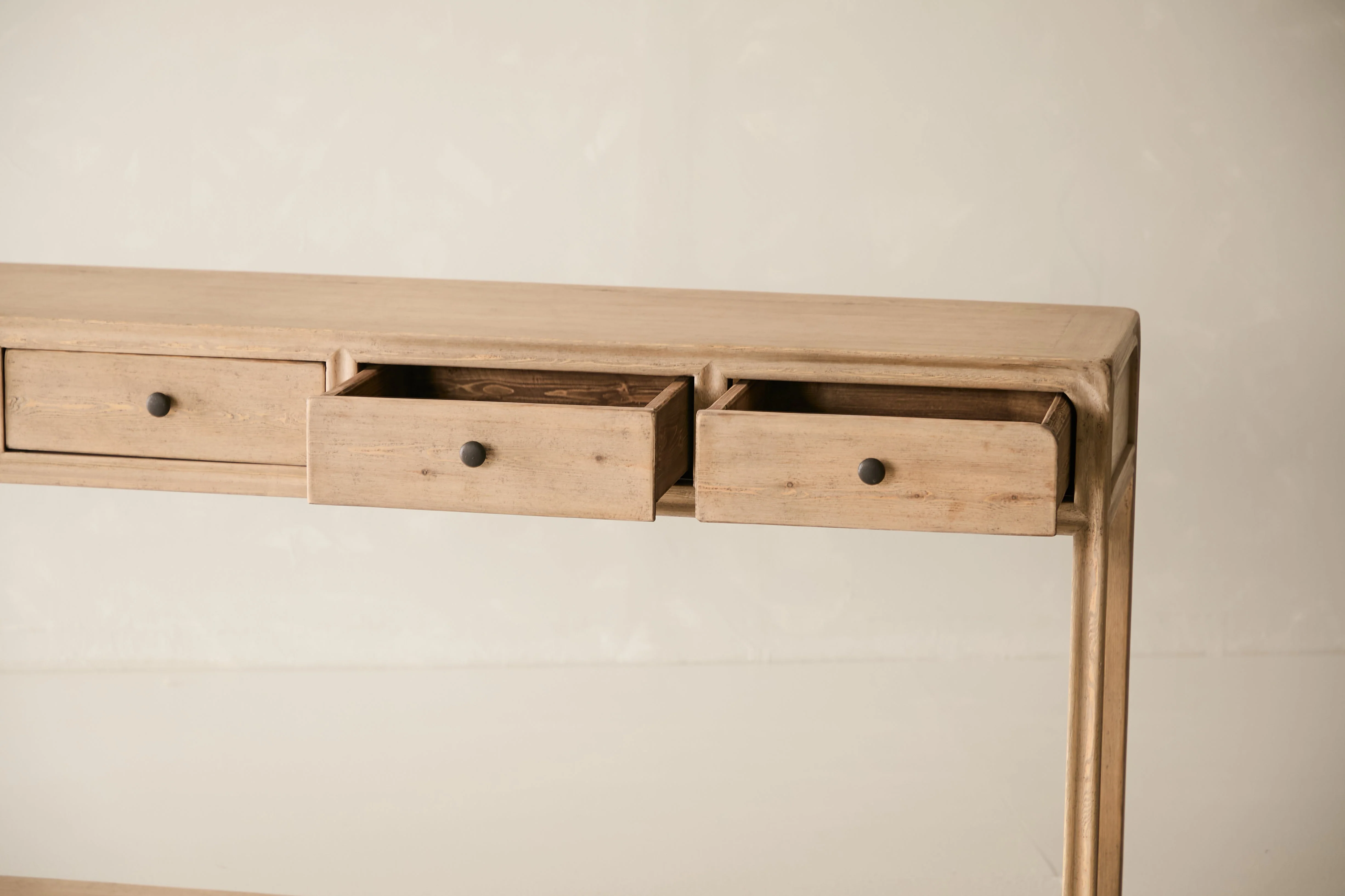 Palmer Console - Image 8