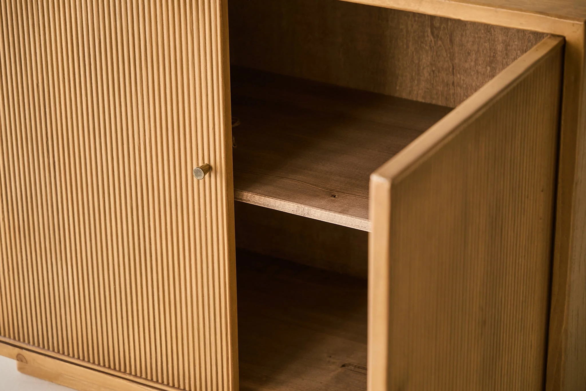 Reese 2-Door Sideboard - Natural - Image 6