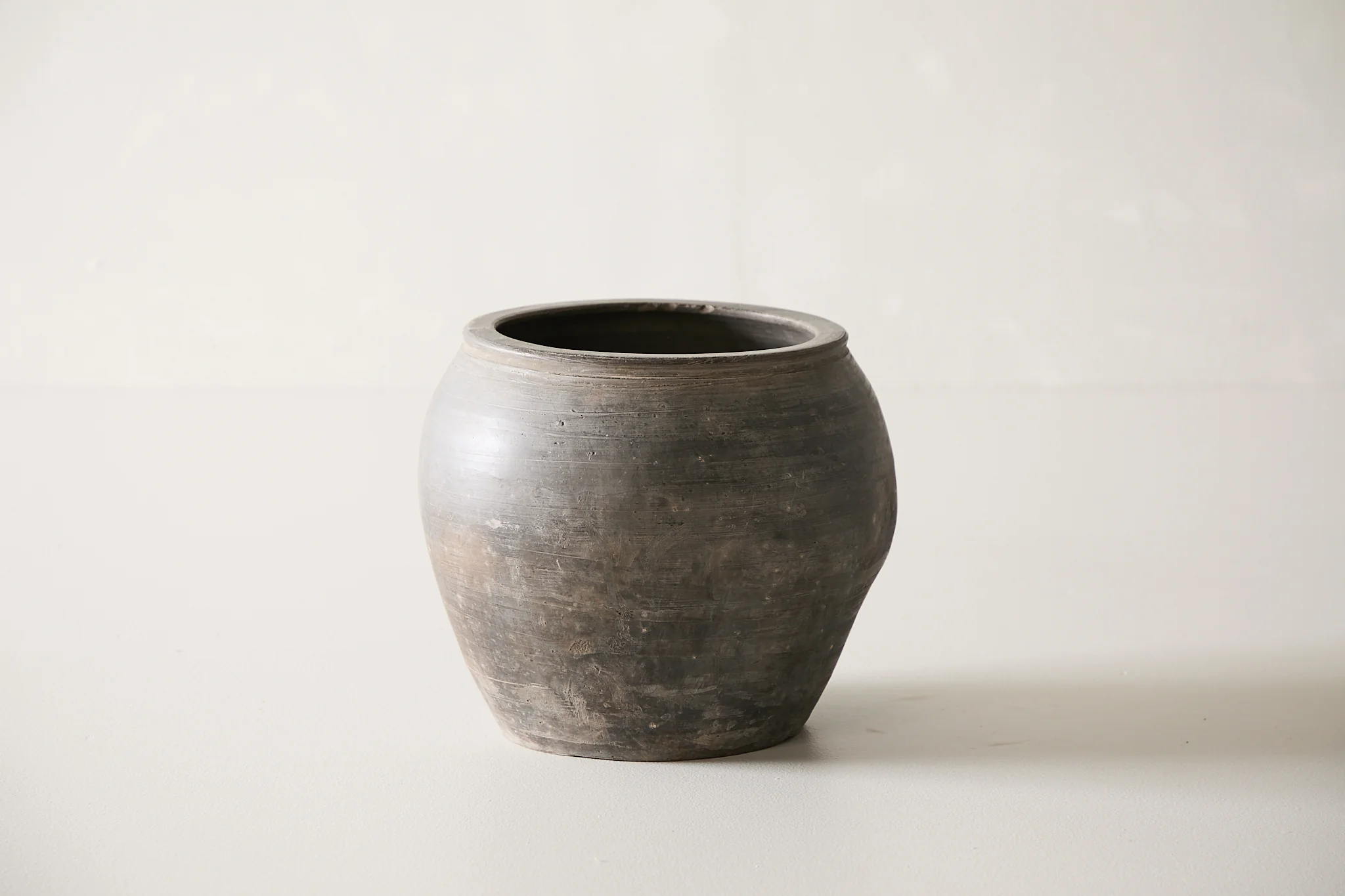 Small Vintage Shanxi Water Pot - Circa 1945 - Image 3