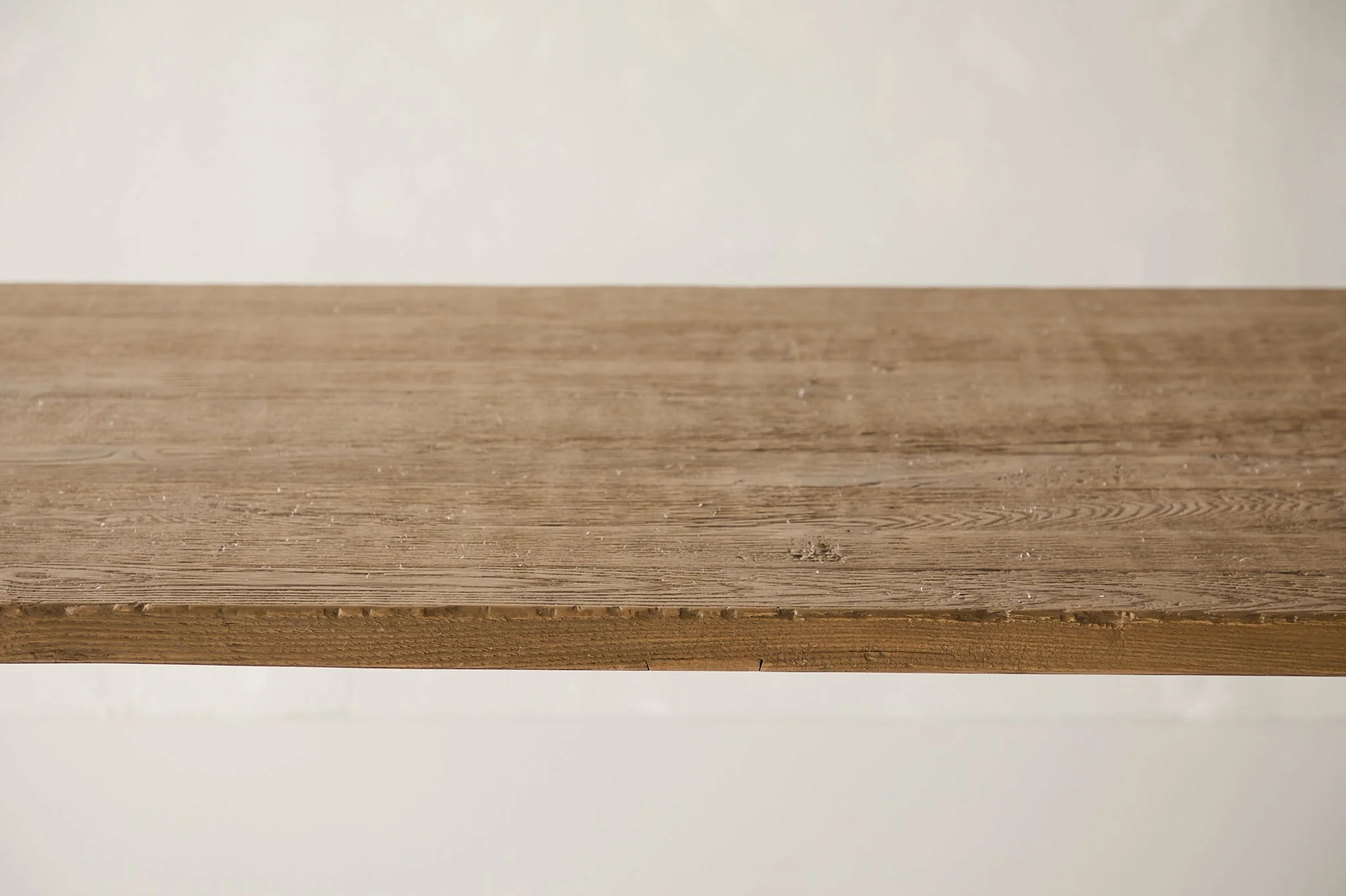 Reclaimed Pine Dining Table AE.116 - Image 2