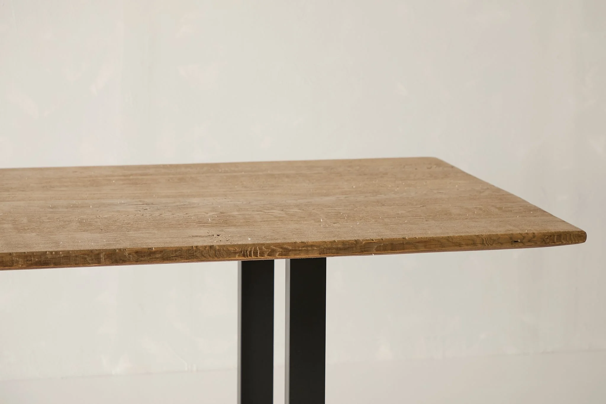 Reclaimed Pine Dining Table AE.118 - Image 5