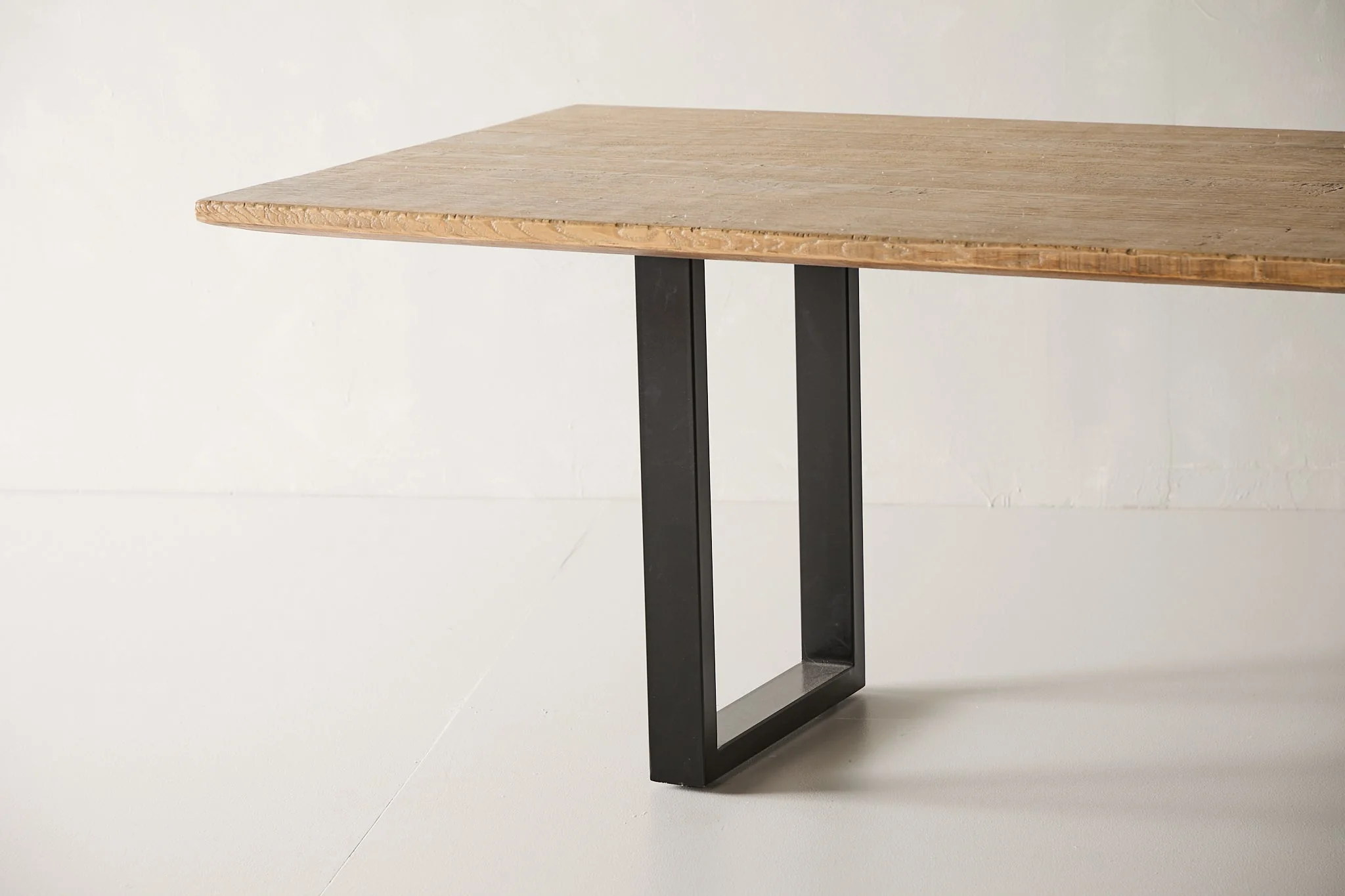 Reclaimed Pine Dining Table AE.118 - Image 7