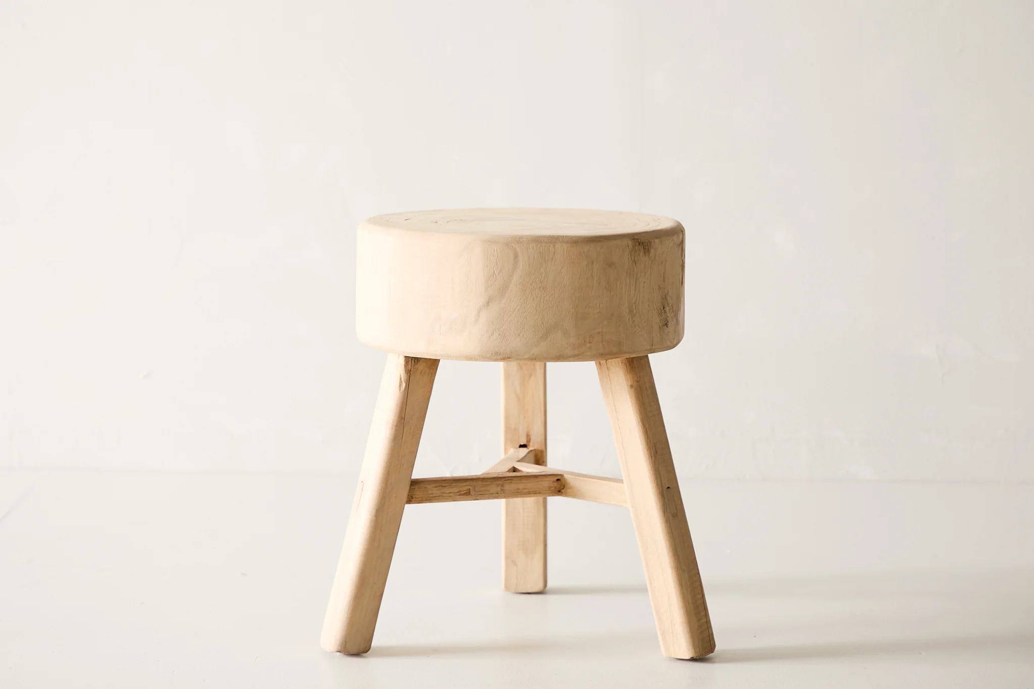 Reclaimed Poplar Side Table AE.127 - Image 3