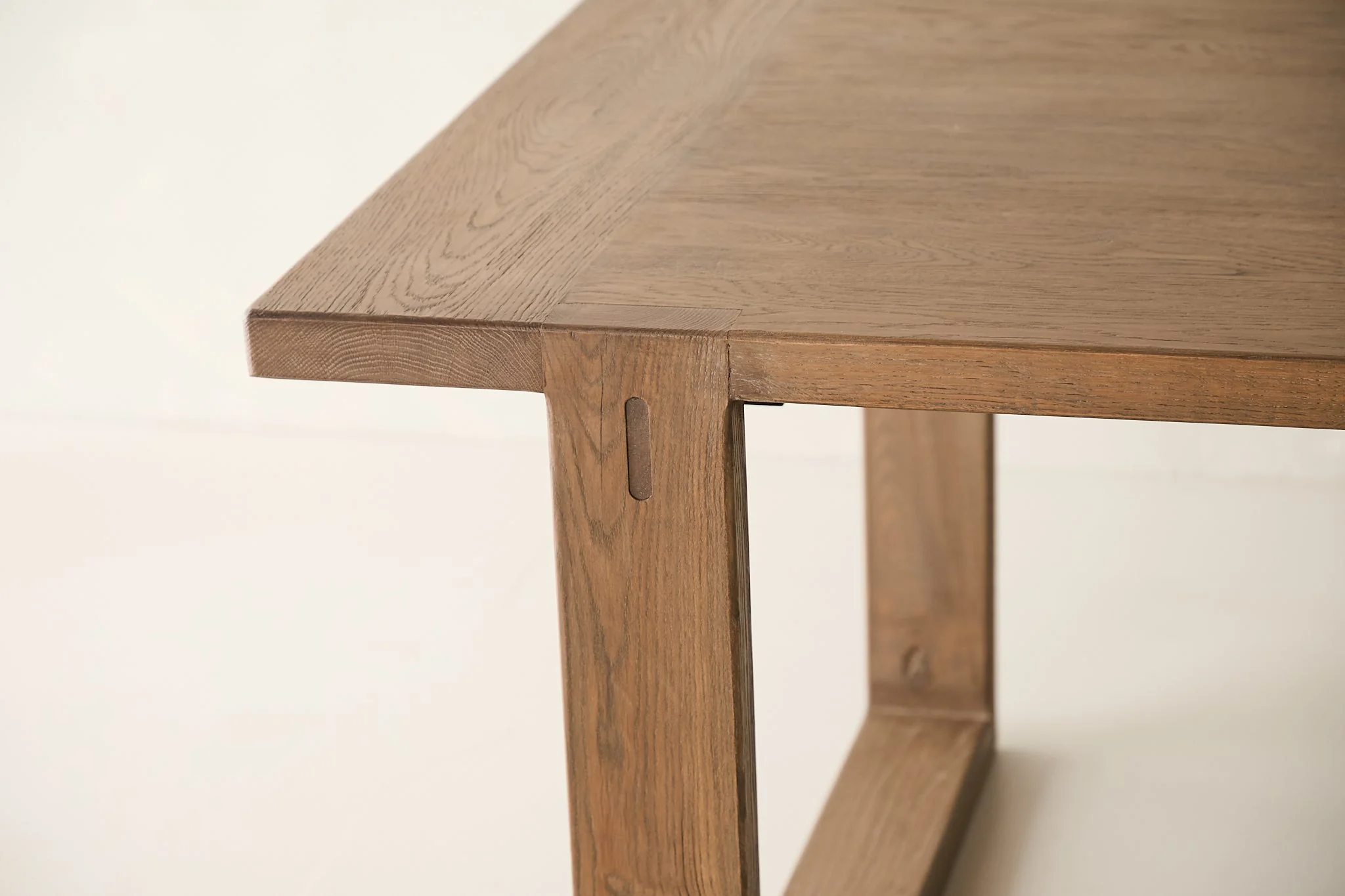 Beaumont 8' Dining Table - Mocha - Image 3