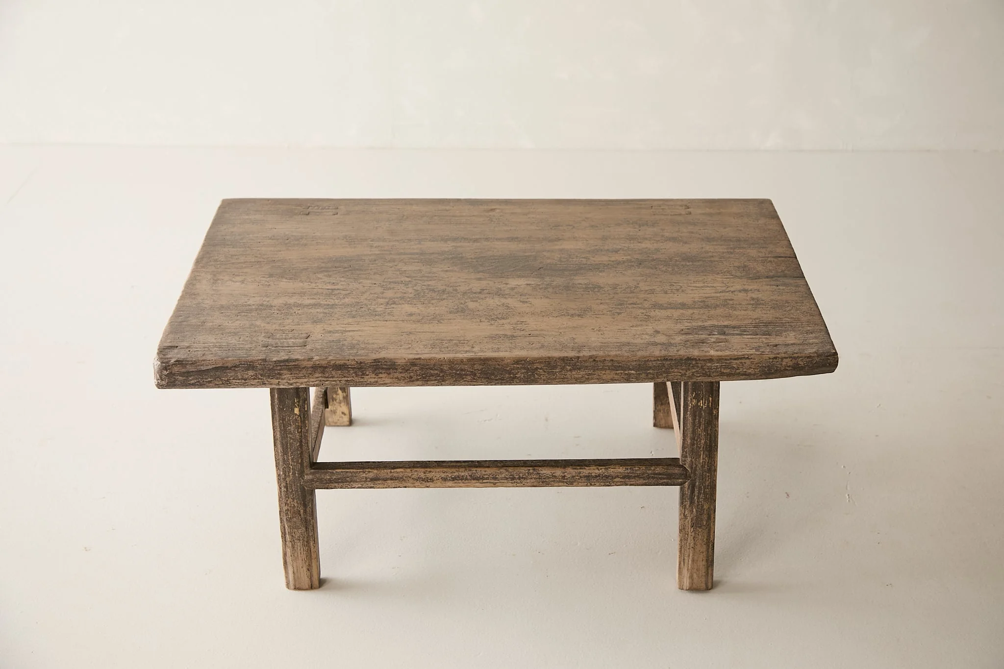 Vintage Elm Coffee Table AH.060 - Circa 1945 - Image 3