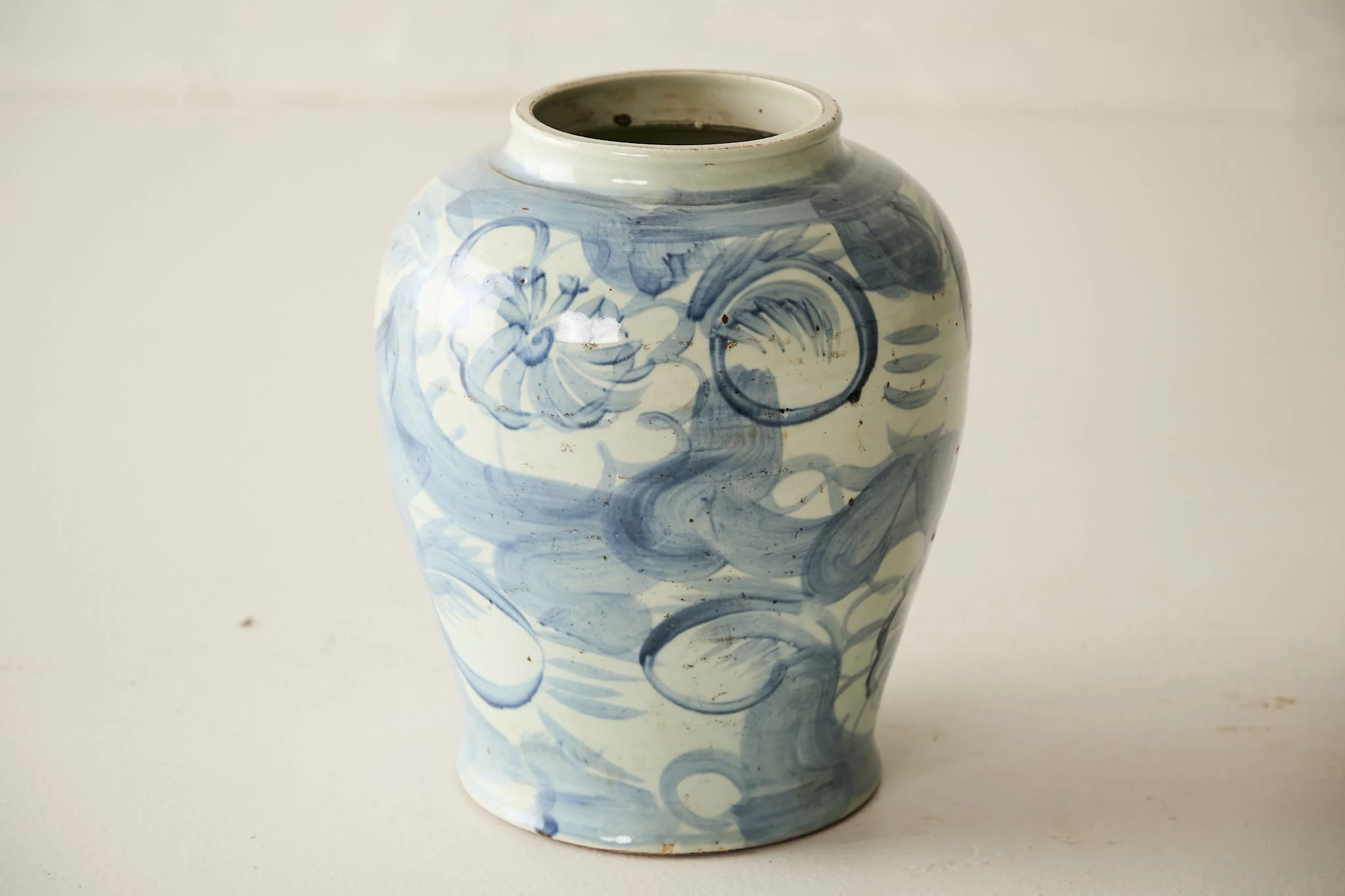 Open-Top Floral Ginger Jar - Image 3