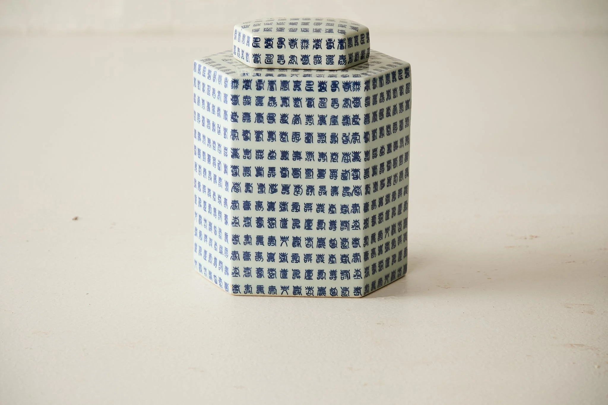 Porcelain Checkered Tea Jar - Image 3
