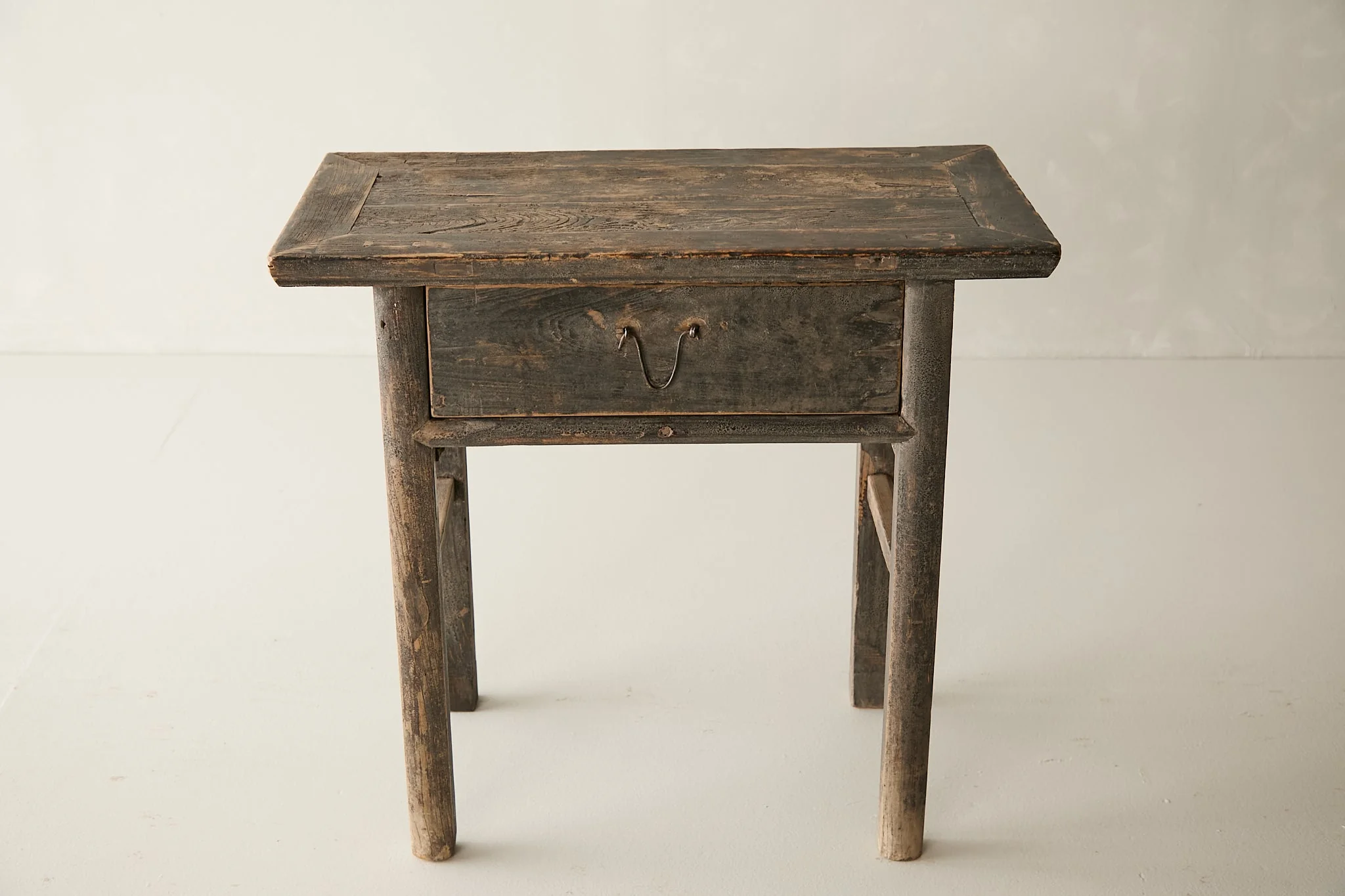Vintage Elm Single-Drawer Console - Circa 1945 No. M26 - Image 3