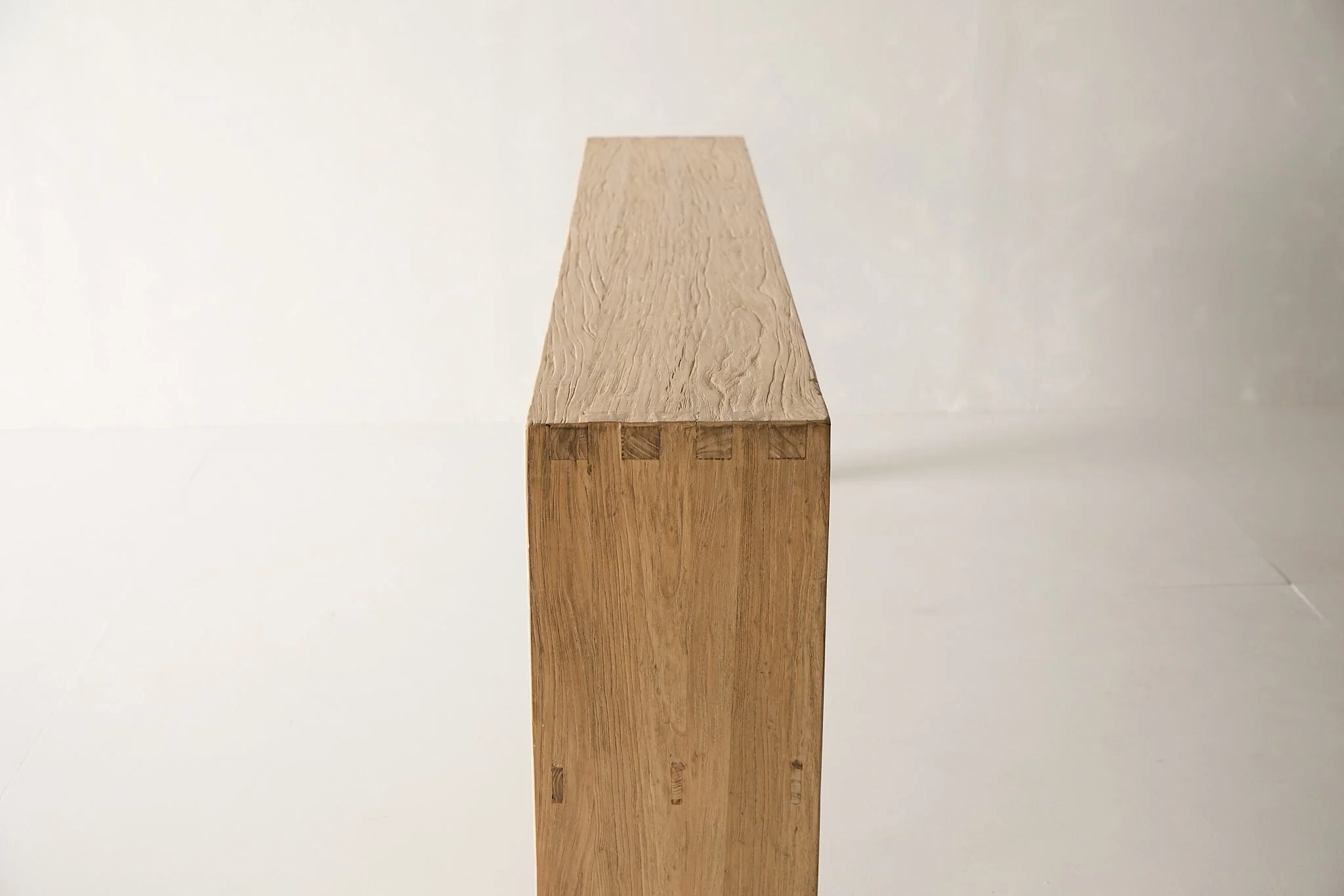 Maddox Console - Image 6