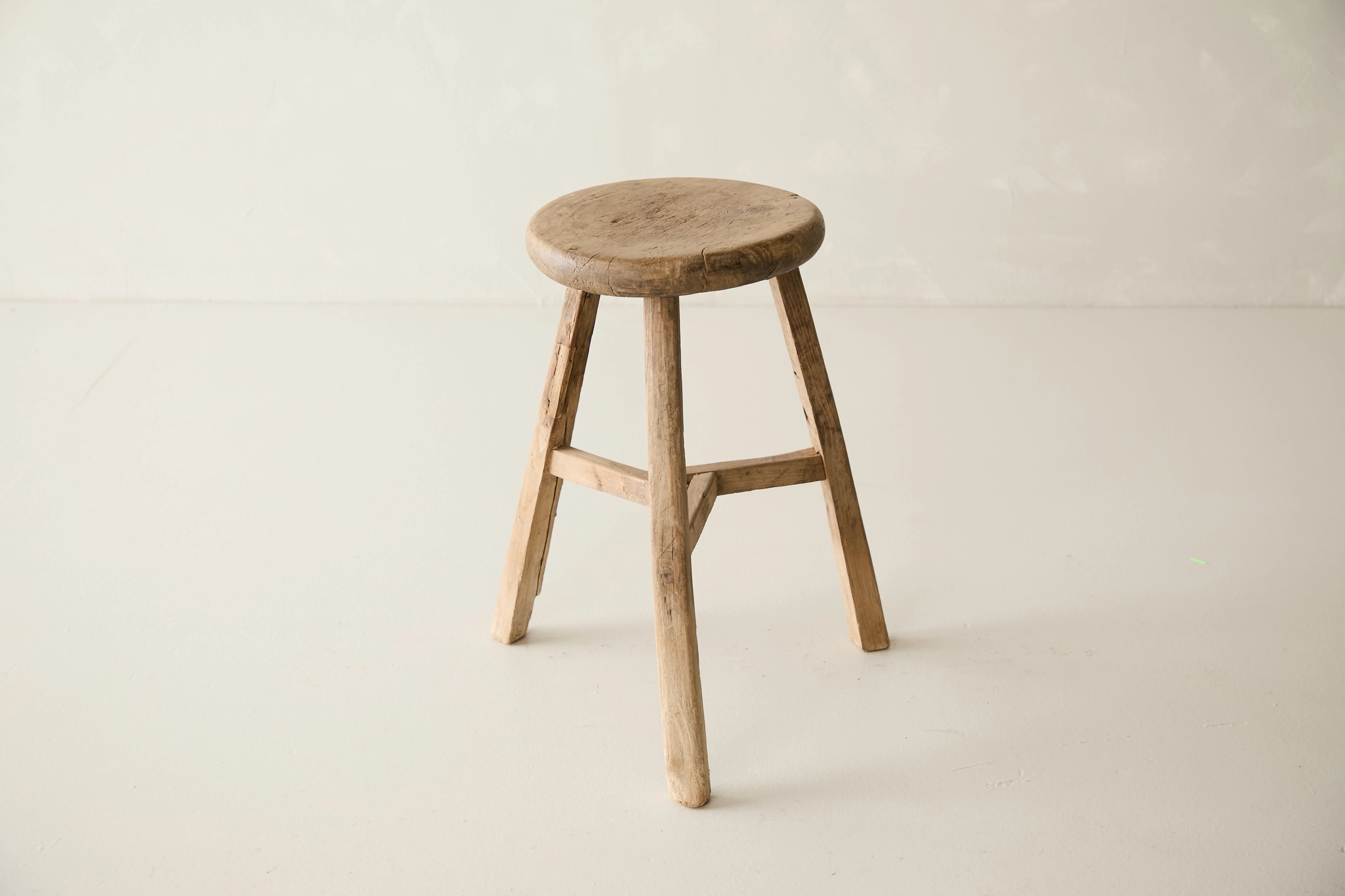 Vintage Solid Elm Cobbler Stool - Circa 1955 No. J16 - Image 3