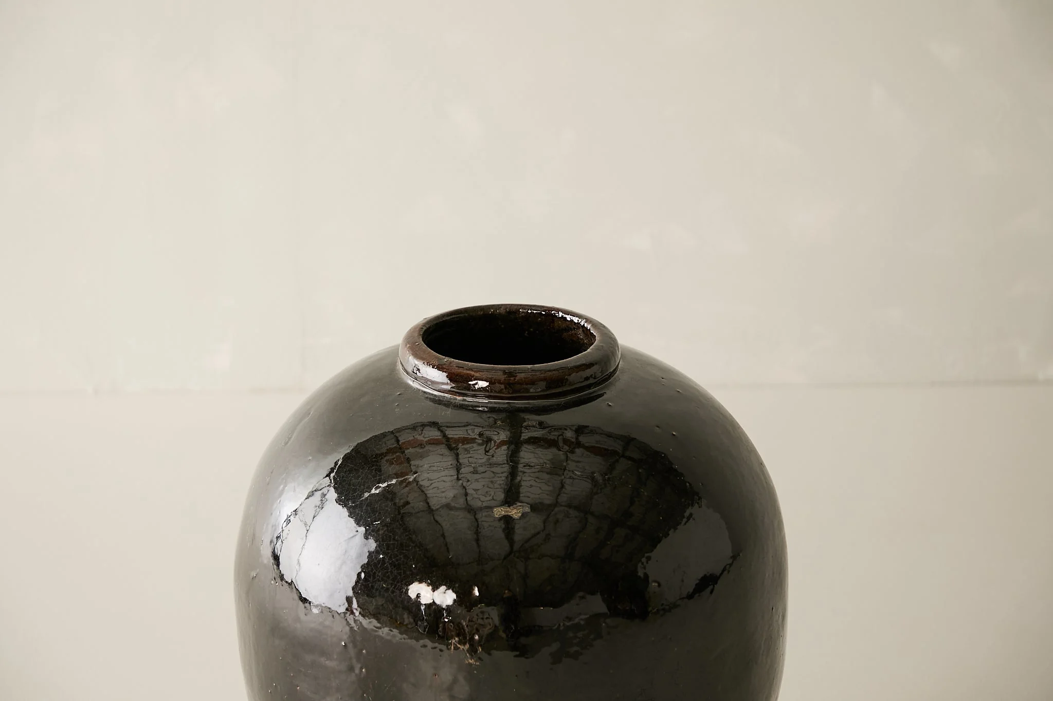 Vintage Jiangsu Pot - Circa 1944 - Image 2