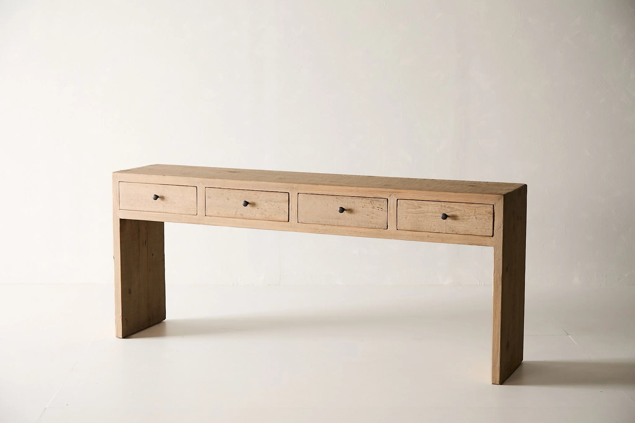 Henley Console - Image 4