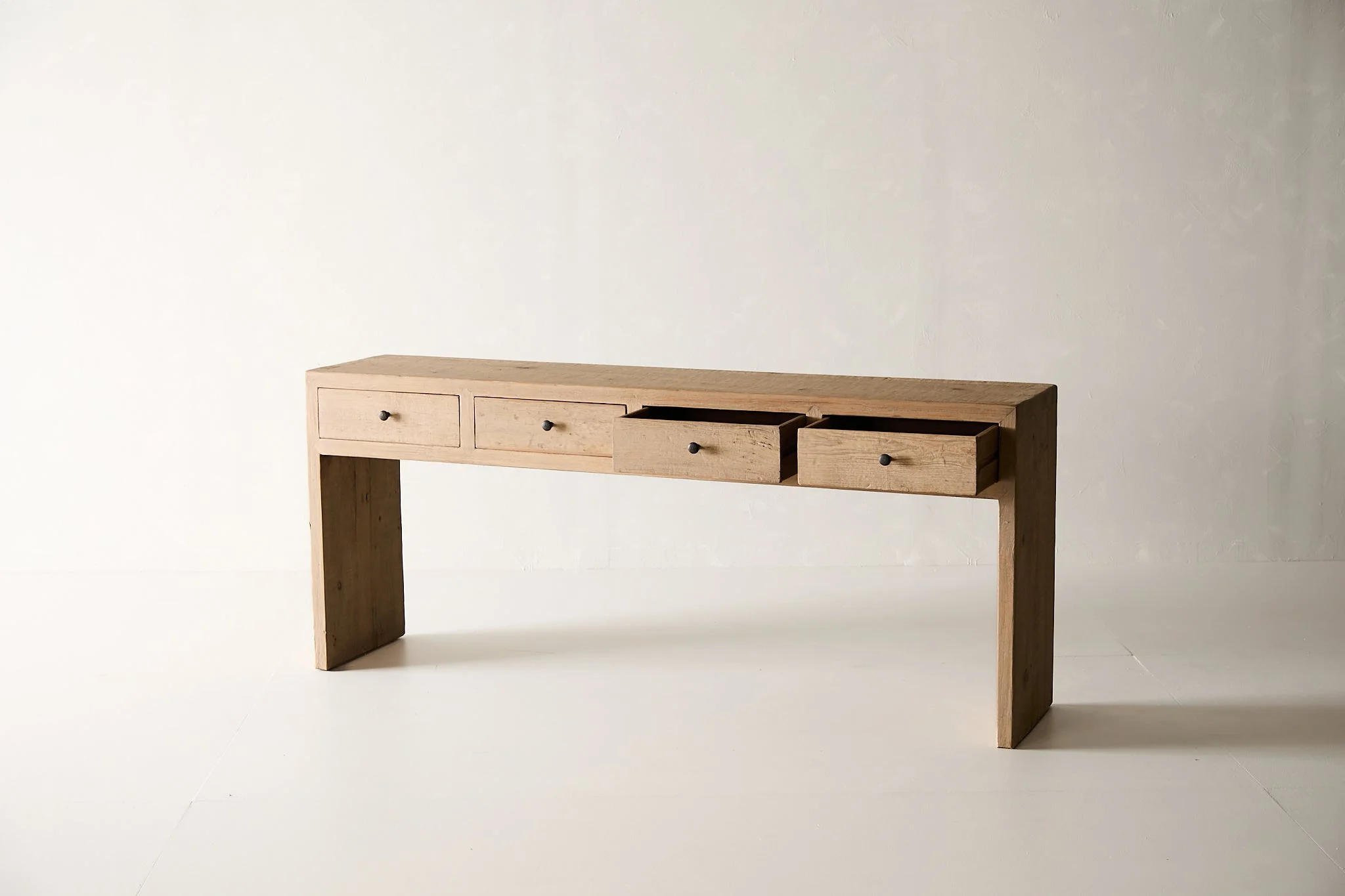 Henley Console - Image 6
