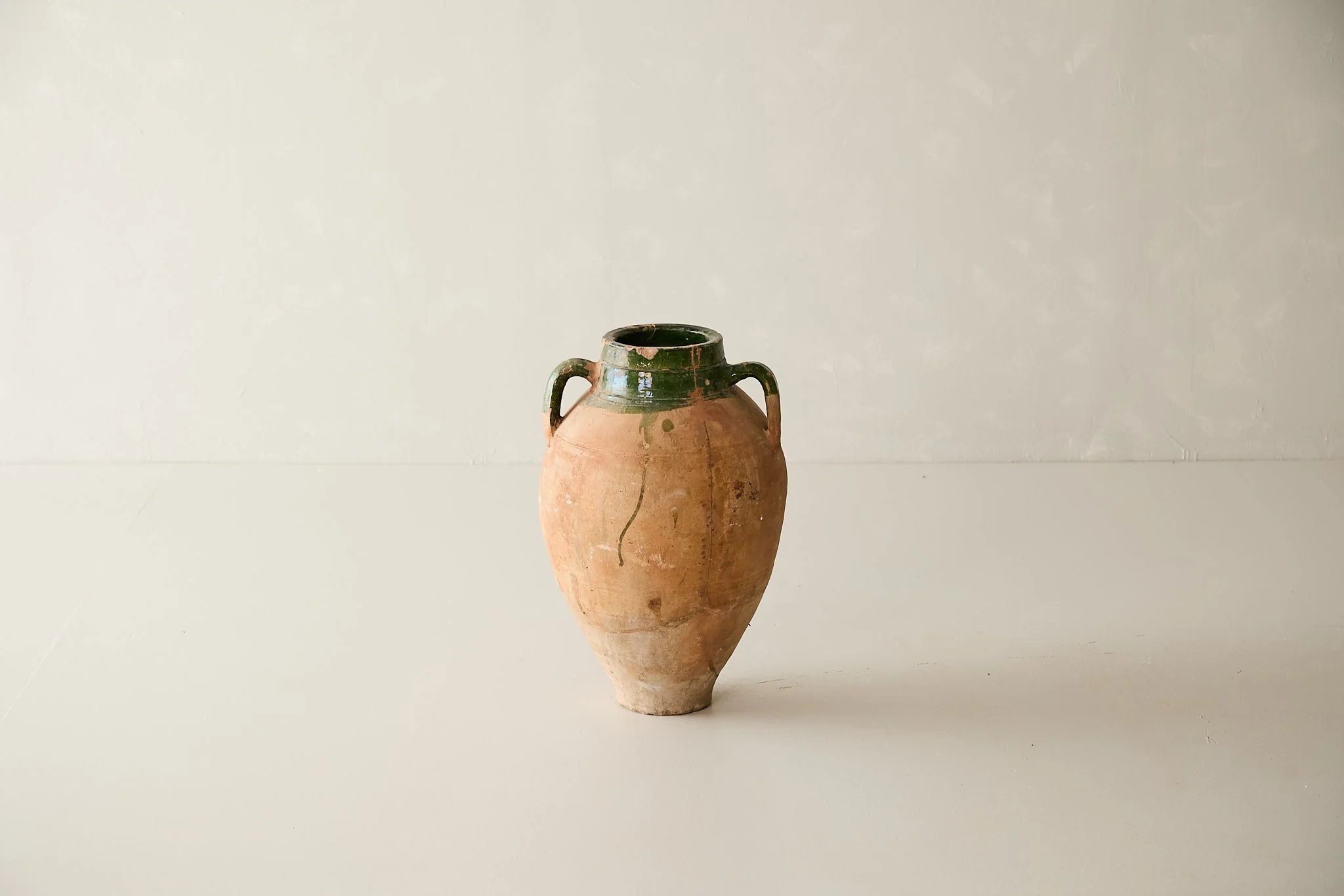 Vintage Turkish Pot D.085