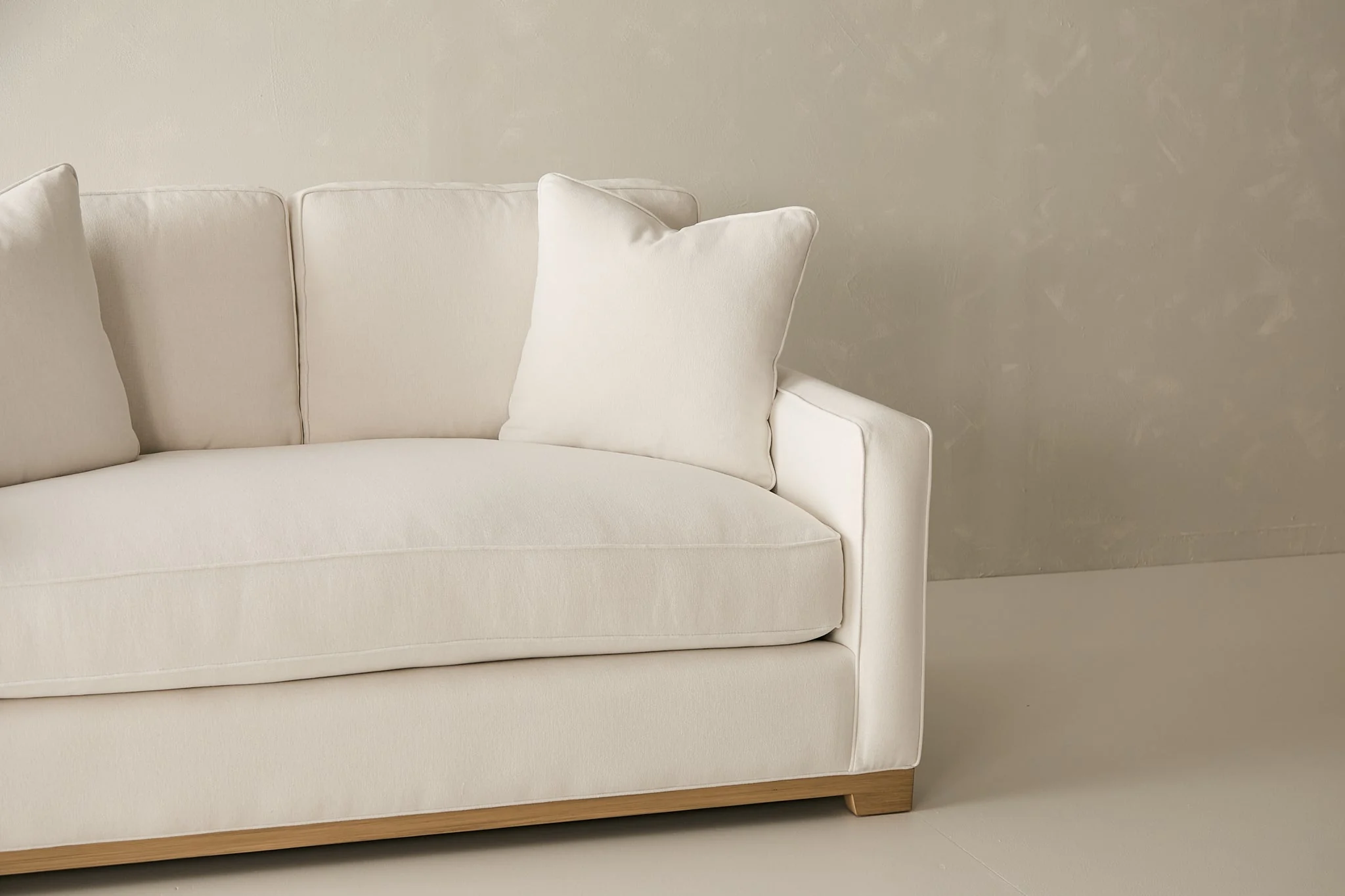 Malibu Loveseat - Performance Belgian Linen Fabric in Natural - Image 3