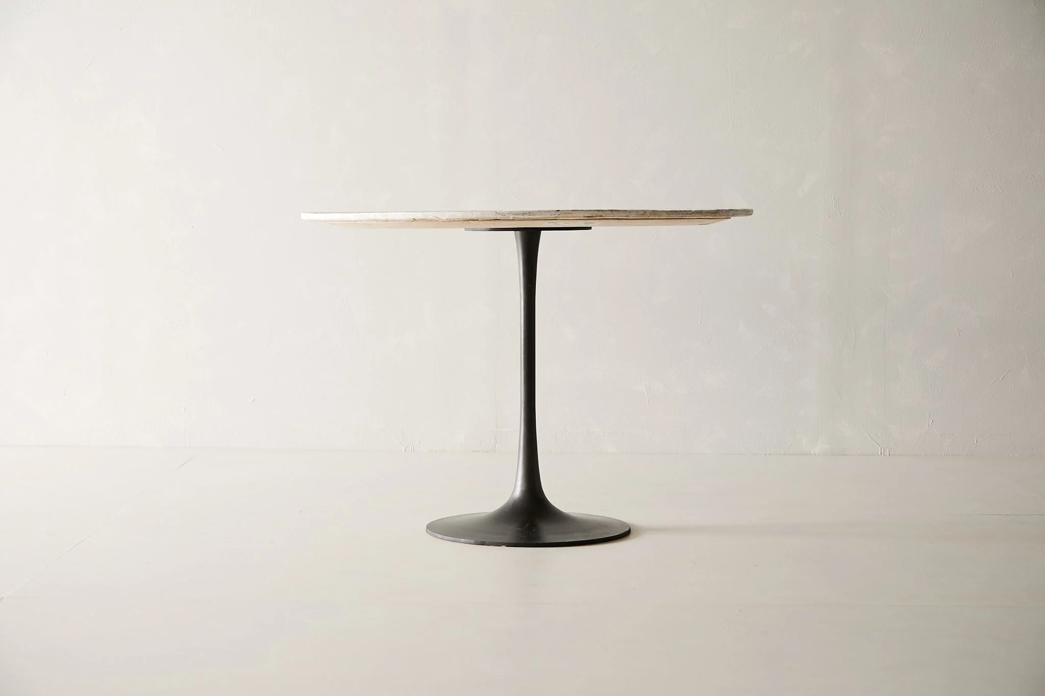 Vancouver Dining Table 42" - Image 5