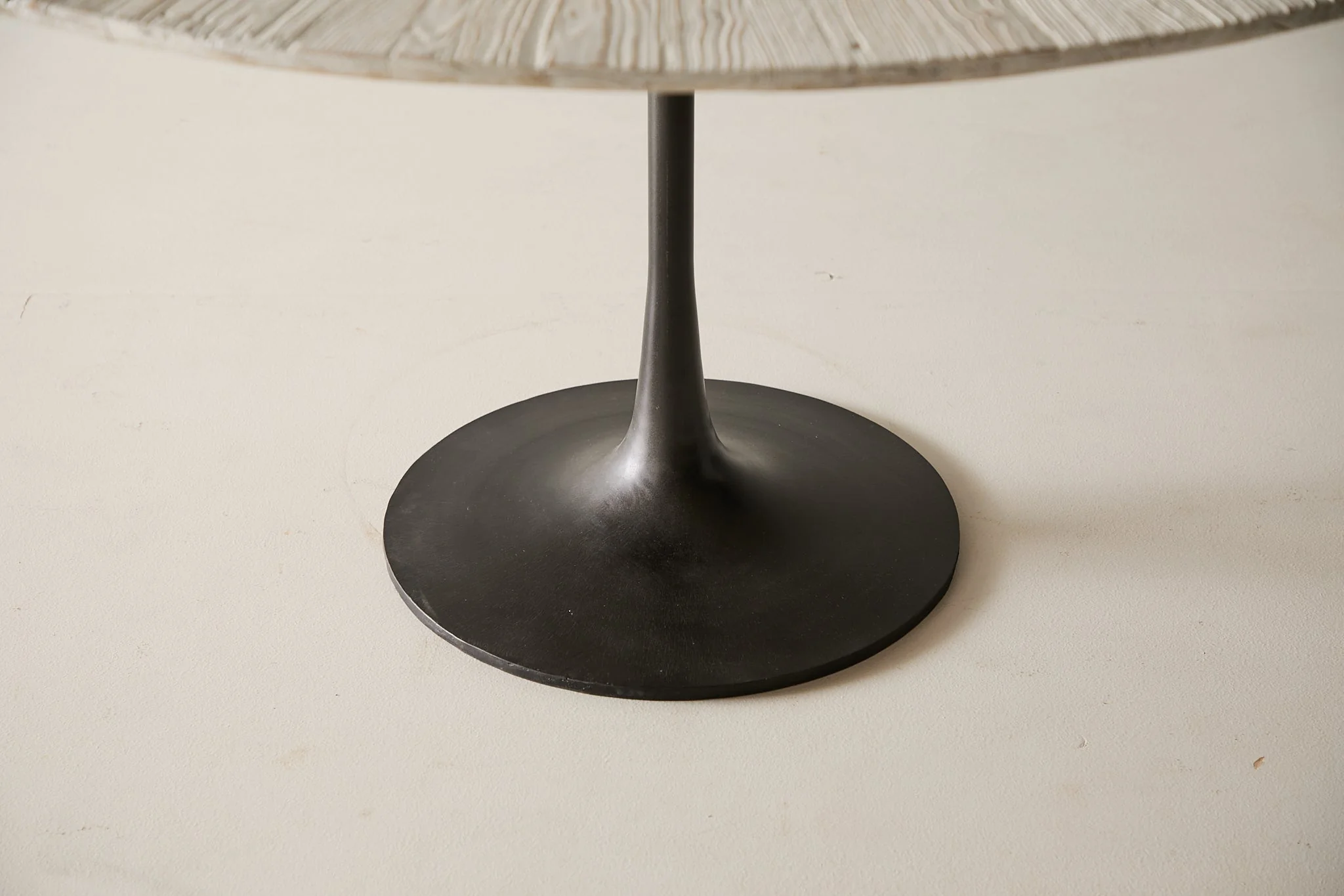 Vancouver Round Dining Table 60" - Image 4