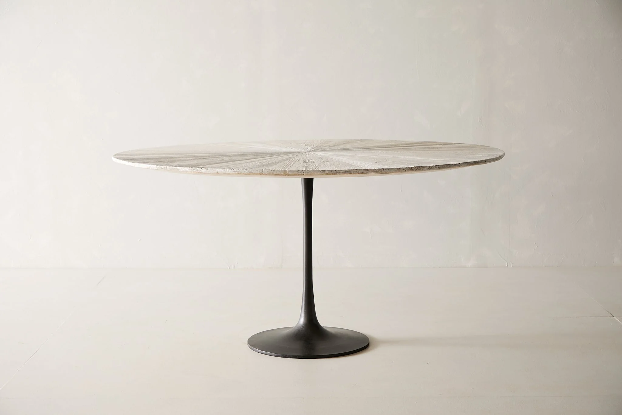 Vancouver Round Dining Table 60" - Image 5