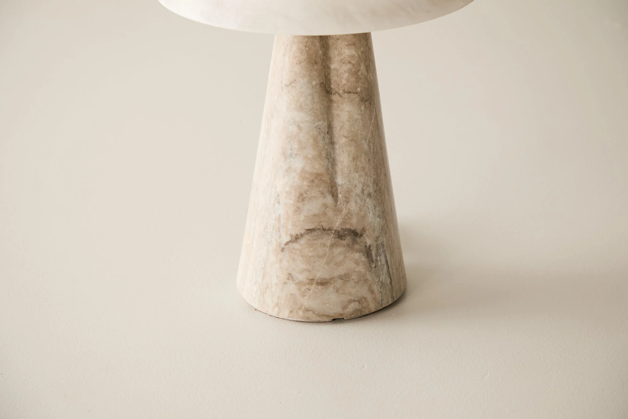 Monument Table Lamp - Image 4