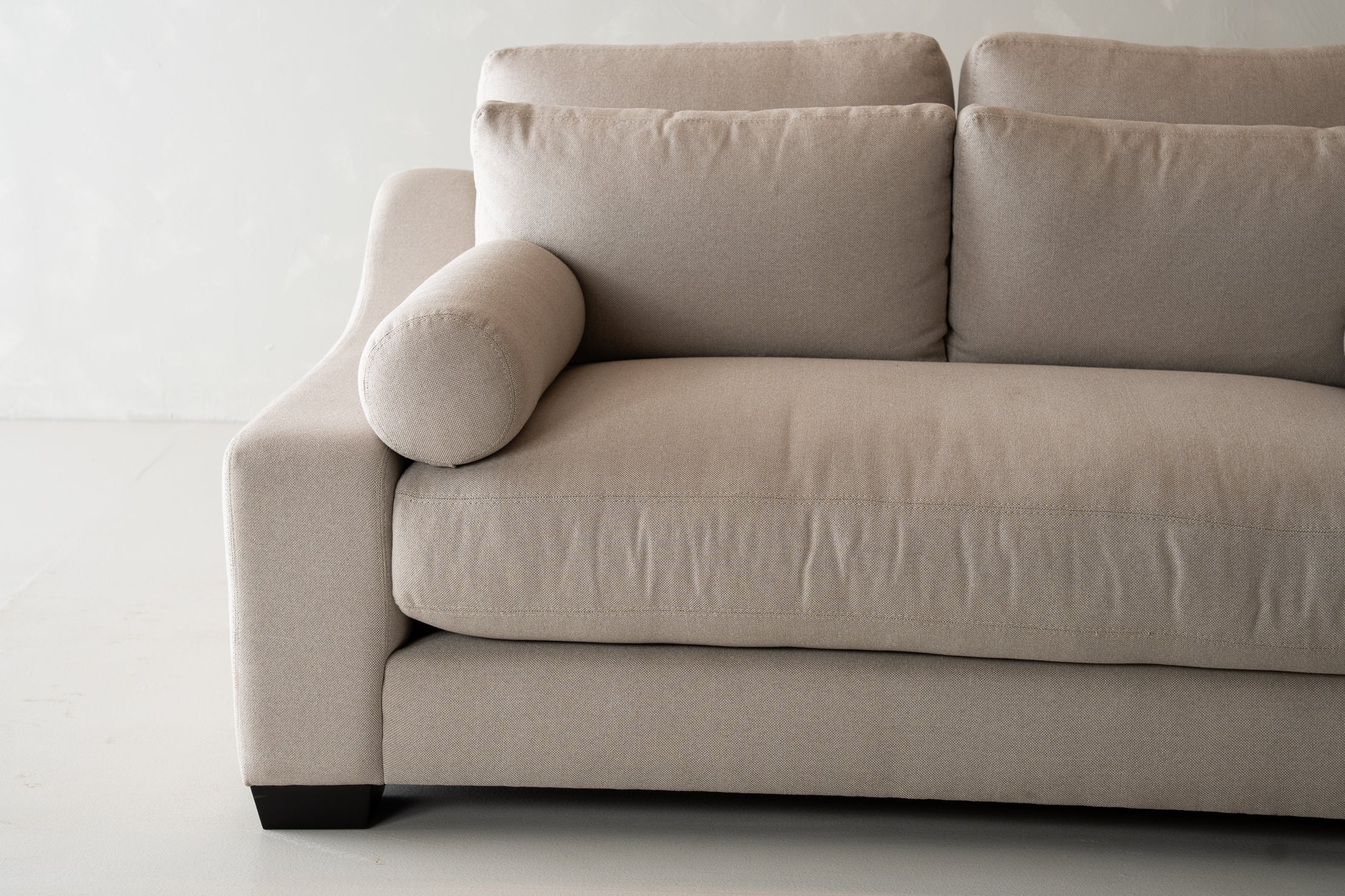Napa Loveseat Macarena Wheat Brown Oak - Image 4