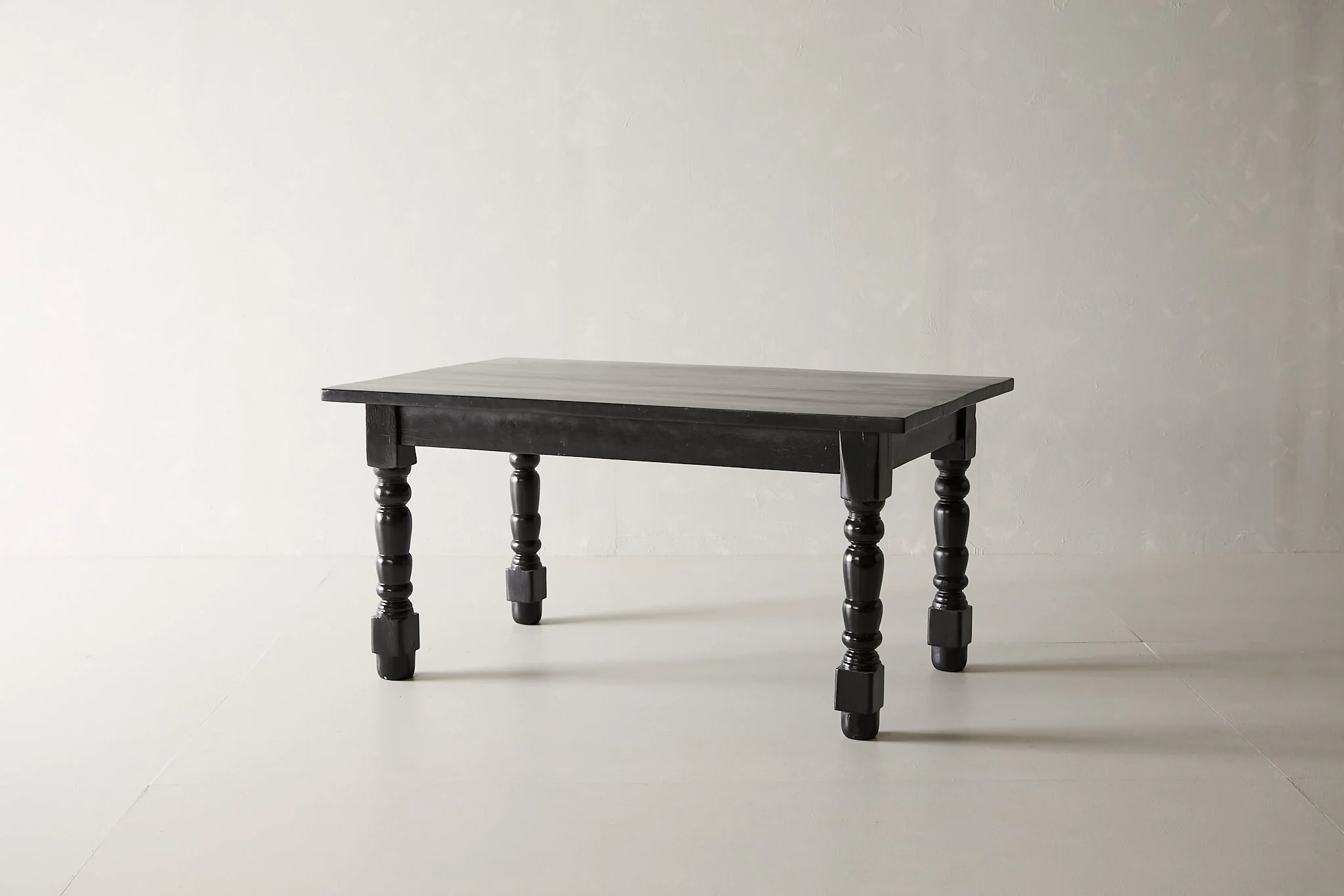 Turned Leg Dining Table - 5ft. - Image 4