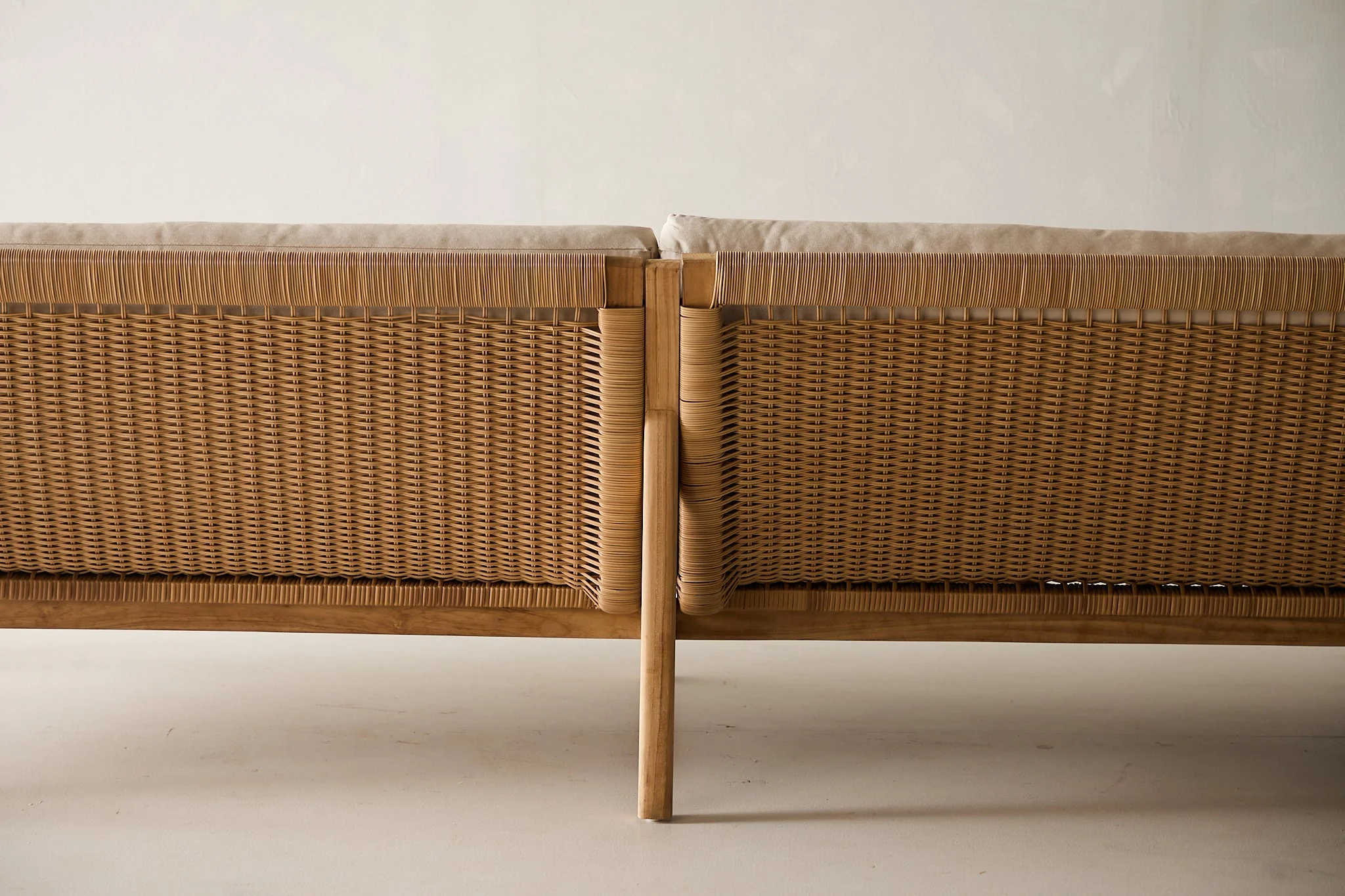 Riviera Outdoor Sofa - Image 6