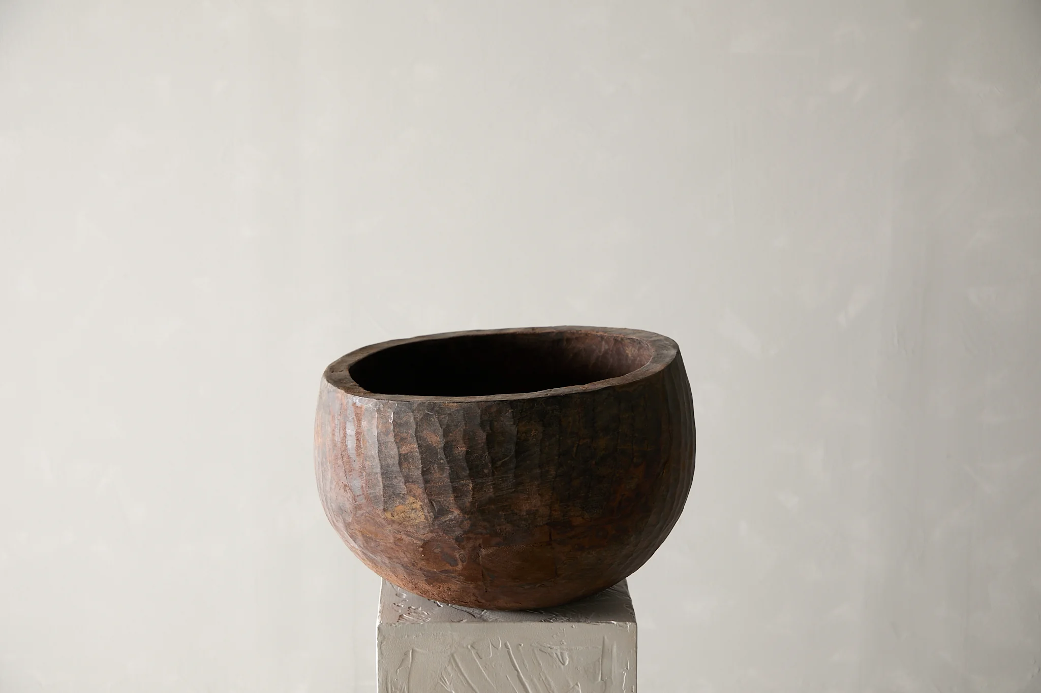 Vintage Wooden Bowl - Image 4