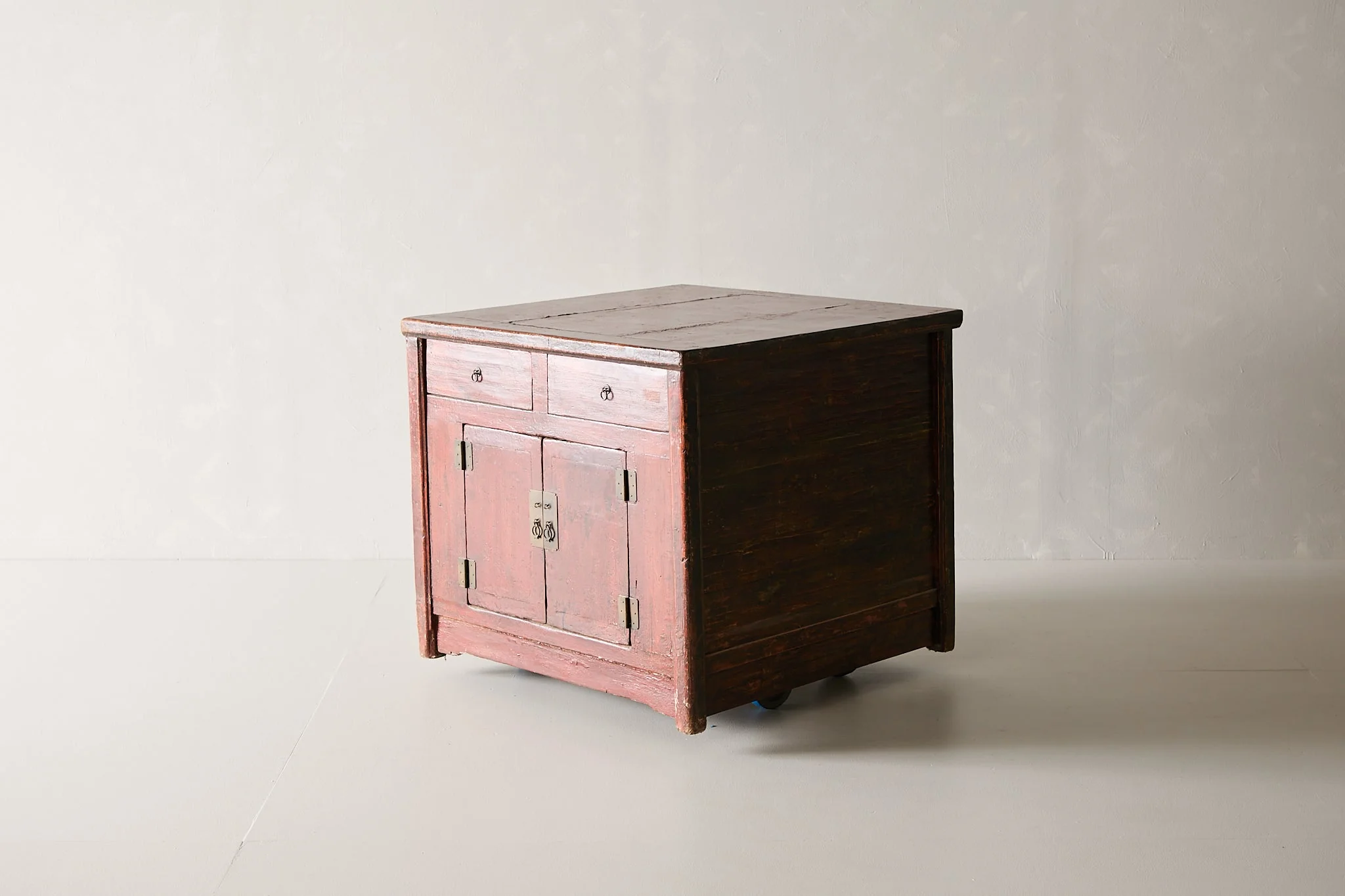 Vintage Table Chest - Image 6